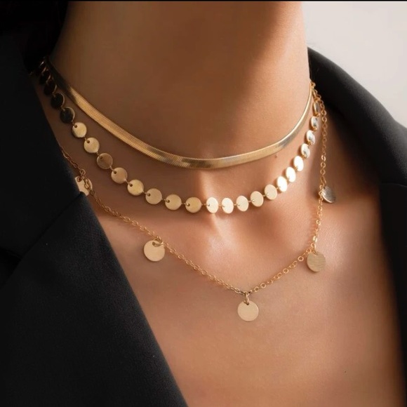 Jewelry - layered necklace